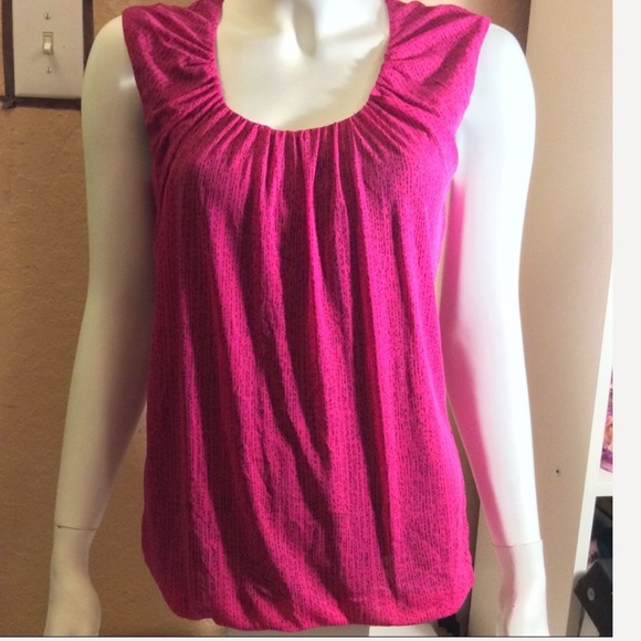 Unlisted by Kenneth Cole Tops - Kenneth Cole Front Ruched Flattering Top, size S